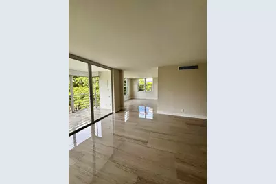 3960 Oaks Clubhouse Drive #401, Pompano Beach, FL 33069 - Photo 14