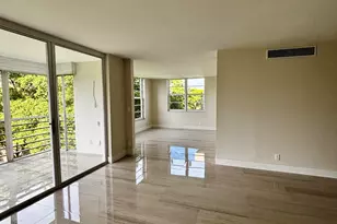 3960 Oaks Clubhouse Dr, Pompano Beach, FL 33069 - Photo 14