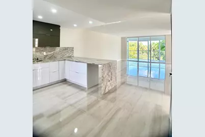 3960 Oaks Clubhouse Drive #401, Pompano Beach, FL 33069 - Photo 4