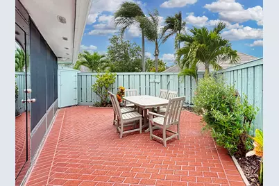 1127 E Seminole Avenue #8a, Jupiter, FL 33477 - Photo 4