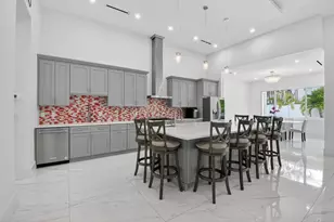 711 NE 6th St, Boca Raton, FL 33432 - Photo 12