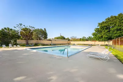 250 NW 43rd Place, Pompano Beach, FL 33064 - Photo 32