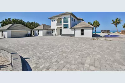 7816 Sanderling Road, Sarasota, FL 34242 - Photo 2