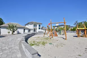7816 Sanderling Rd, Sarasota, FL 34242 - Photo 20