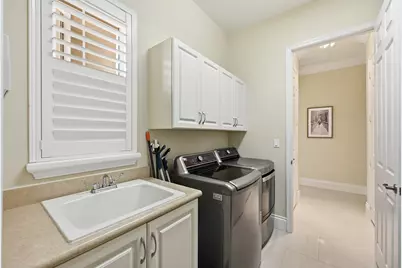 10469 Whitewind Circle, Boynton Beach, FL 33473 - Photo 24