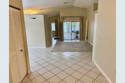 387 SW 206th Avenue, Pembroke Pines, FL 33029 - Photo 6