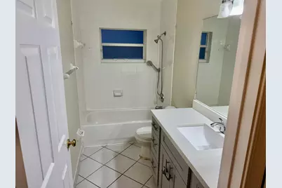 387 SW 206th Avenue, Pembroke Pines, FL 33029 - Photo 14