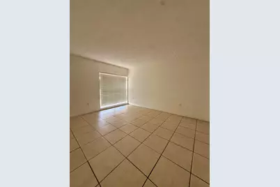 8775 Park Boulevard #412, Miami, FL 33172 - Photo 4