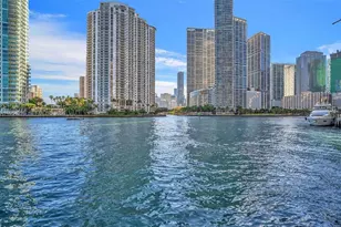 325 S Biscayne Blvd, Miami, FL 33131 - Photo 16