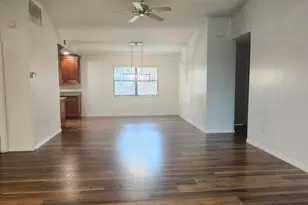 805 SE Cavern Ave, Port Saint Lucie, FL 34983 - Photo 2