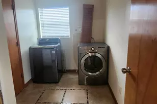 805 SE Cavern Ave, Port Saint Lucie, FL 34983 - Photo 12