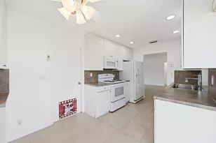 1316 SW 23rd St, Boynton Beach, FL 33426 - Photo 12