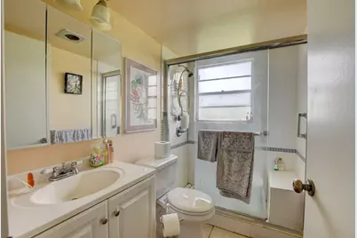 137 Fanshaw D, Boca Raton, FL 33434 - Photo 2