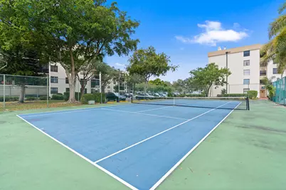 6195 Rock Island Road #302, Tamarac, FL 33319 - Photo 8