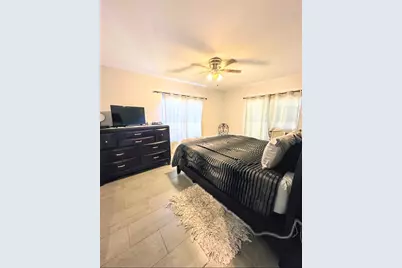 1000 NW 118th Street, Miami, FL 33168 - Photo 4