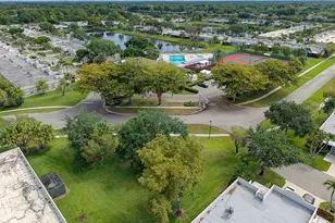 18900 Stewart Cir, Boca Raton, FL 33496 - Photo 24