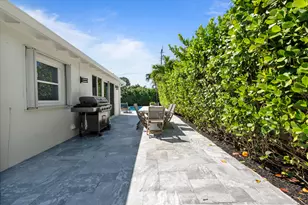 549 Fairwind Dr, North Palm Beach, FL 33408 - Photo 10