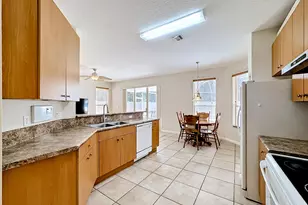 5747 Sunberry Cir, Fort Pierce, FL 34951 - Photo 16