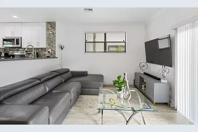7620 NW 79th Avenue #J8, Tamarac, FL 33321 - Photo 6