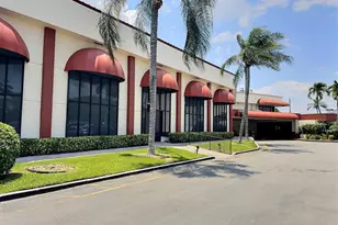 400 S Hollybrook Dr, Pembroke Pines, FL 33025 - Photo 16