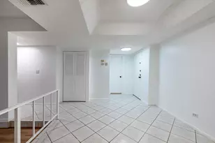 3660 Inverrary Dr, Lauderhill, FL 33319 - Photo 10