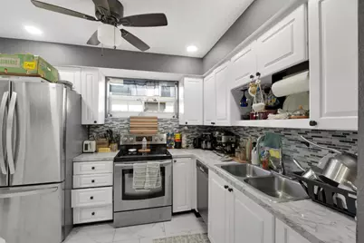 413 SW 11th Street, Fort Lauderdale, FL 33315 - Photo 16