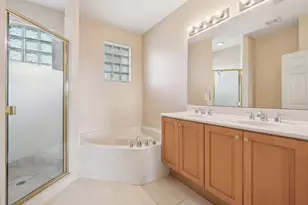 2584 SW Stockbridge Sq Square SW, Vero Beach, FL 32962 - Photo 24