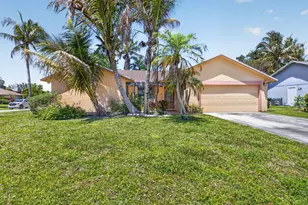 9389 Longmeadow Cir, Boynton Beach, FL 33436 - Photo 2