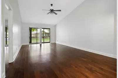 6215 SE Georgetown Place, Hobe Sound, FL 33455 - Photo 4