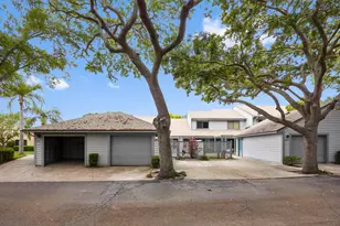 6215 SE Georgetown Pl, Hobe Sound, FL 33455 - Photo 1