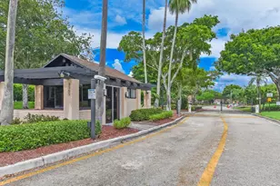 8109 Whispering Palm Dr, Boca Raton, FL 33496 - Photo 36