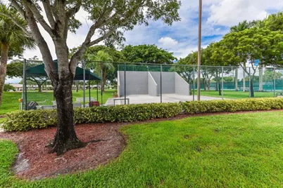8109 Whispering Palm Drive, Boca Raton, FL 33496 - Photo 32