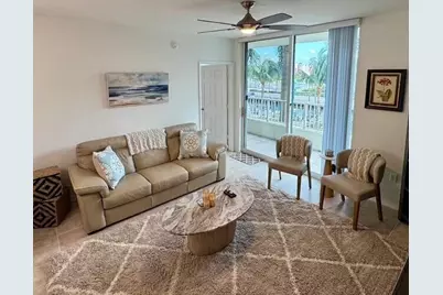 625 Casa Loma Boulevard #304, Boynton Beach, FL 33435 - Photo 6