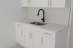 21 SE 11th Ave, Fort Lauderdale, FL 33301 - Photo 6