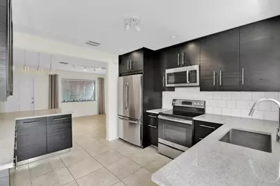 320 NE 1st Avenue, Delray Beach, FL 33444 - Photo 8