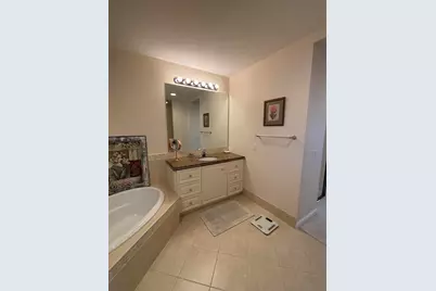 27 Harbour Isle Drive W #305, Fort Pierce, FL 34949 - Photo 16