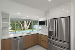 979 NW 8th St, Boca Raton, FL 33486 - Photo 8