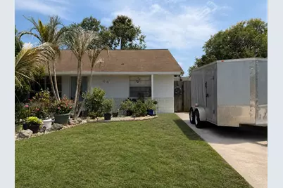 44 SE Mead Place, Stuart, FL 34997 - Photo 1
