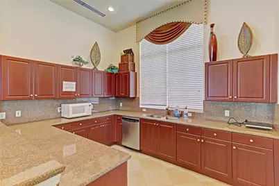 2037 Nassau Drive #2037, Riviera Beach, FL 33404 - Photo 40