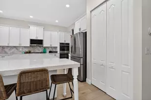 9726 Blue Isle Bay, Parkland, FL 33076 - Photo 14