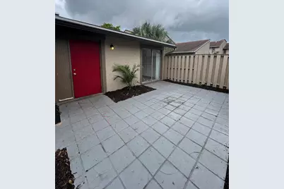 2229 NW 59th Avenue #70-c, Lauderhill, FL 33313 - Photo 2