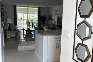 424 SE 10th St, Dania Beach, FL 33004 - Photo 4