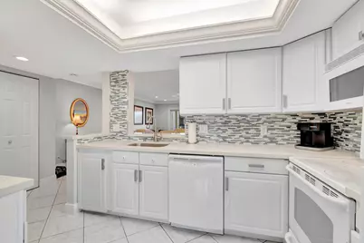 14823 Cumberland Drive #202, Delray Beach, FL 33446 - Photo 12