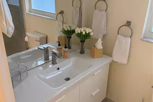 802 Cypress Blvd, Pompano Beach, FL 33069 - Photo 8