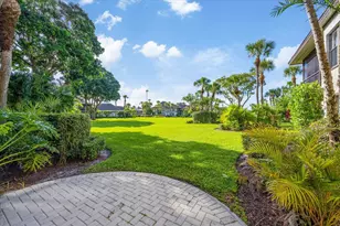 13307 Polo Club Rd, Wellington, FL 33414 - Photo 24
