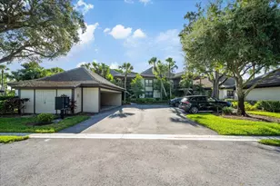 13307 Polo Club Rd, Wellington, FL 33414 - Photo 2