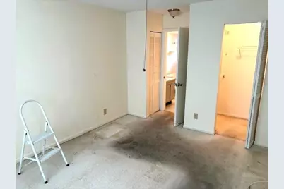 2711 NW 104th Avenue, Sunrise, FL 33322 - Photo 8
