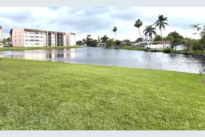 2711 NW 104th Avenue, Sunrise, FL 33322 - Photo 14