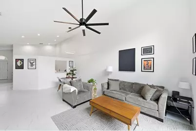 6581 Marissa Circle, Lake Worth, FL 33467 - Photo 10