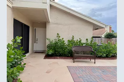 7657 Sierra Terrace W, Boca Raton, FL 33433 - Photo 8